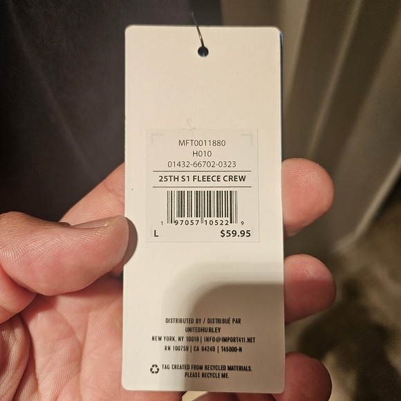 Hurley Brand New with price tag. Crew Neck Sweater. Large. Unisex - Picture 4 of 5